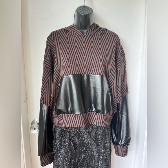 Noli Yoga Vienna Jacquard Hoodie Large - Picture 3 of 13